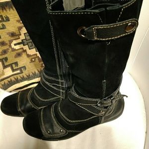 Naturalizer Class with Sass middy boots